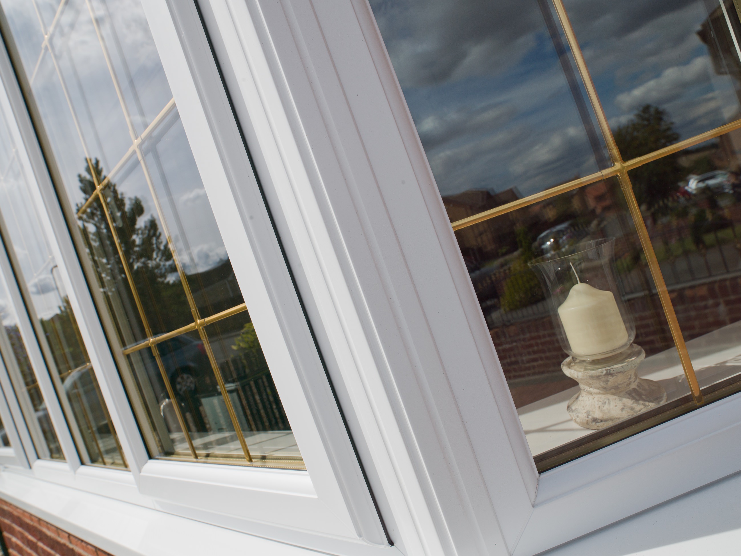 Liniar Casement Windows